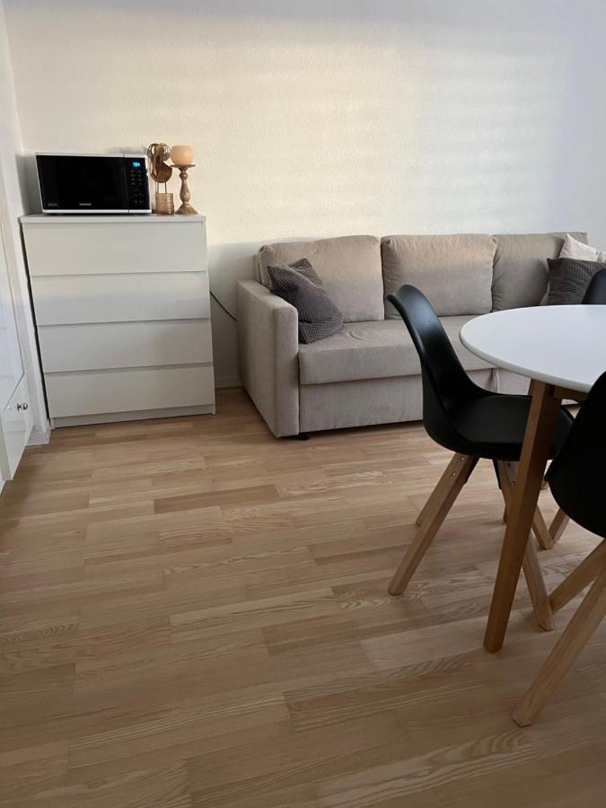 Black&White Apartment Uzwil Ngoại thất bức ảnh